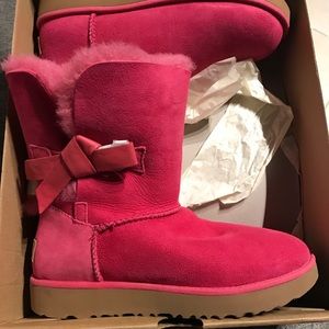 Brand new UGG hot pink shortie boots with bow size 6
